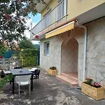 Casa *